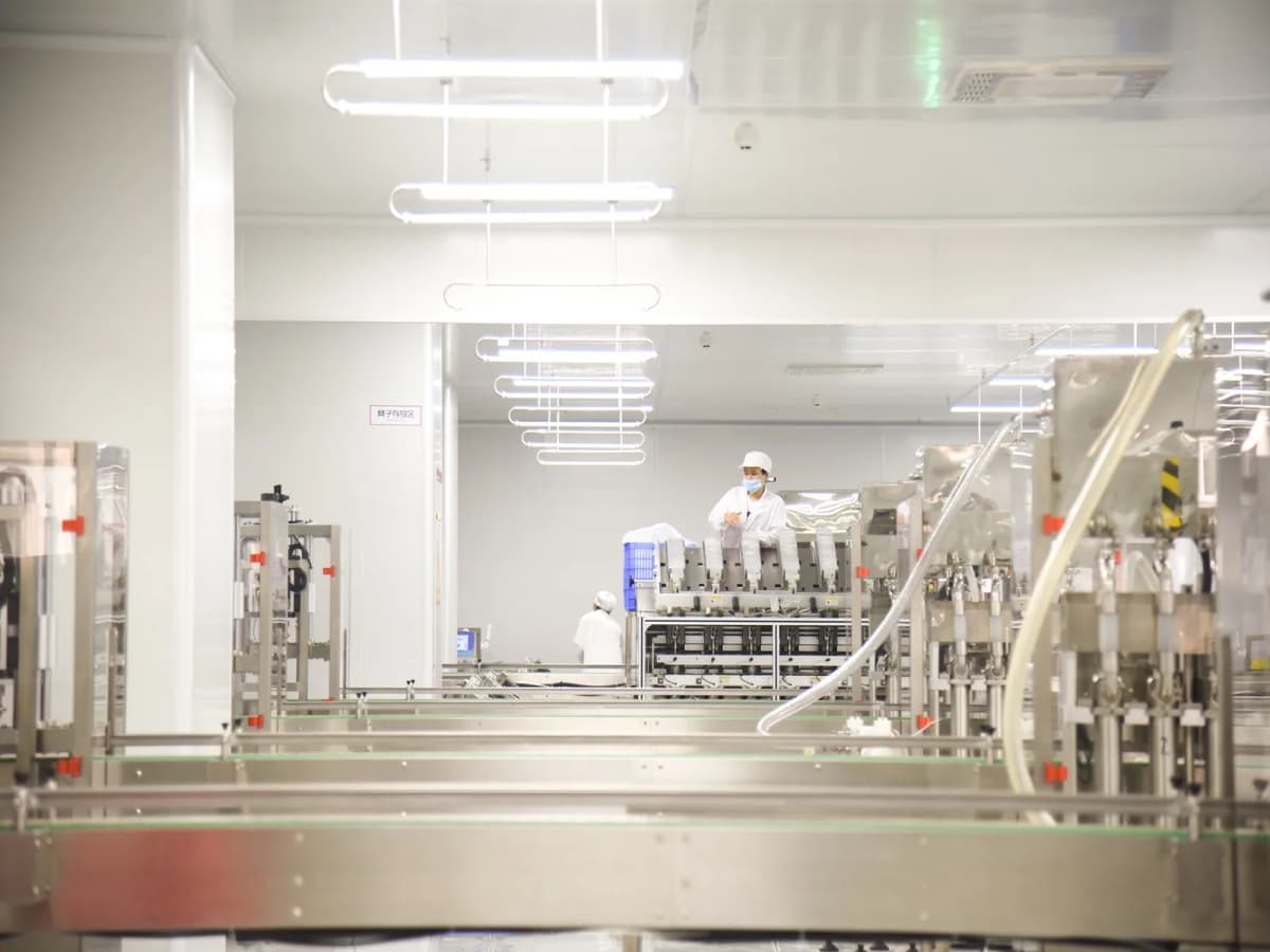 Cleanroom production and quality control environment